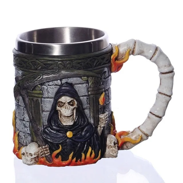 1Pcs 3D Axe ePacket Handle Viking Warrior 450ML Skull Mug Gothic Tankard Halloween Decoration Skeleton Cup Beer Stein Man Gift