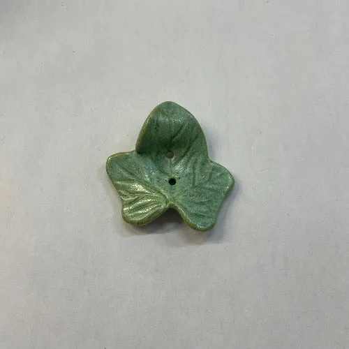 Ceramic leaf buttons